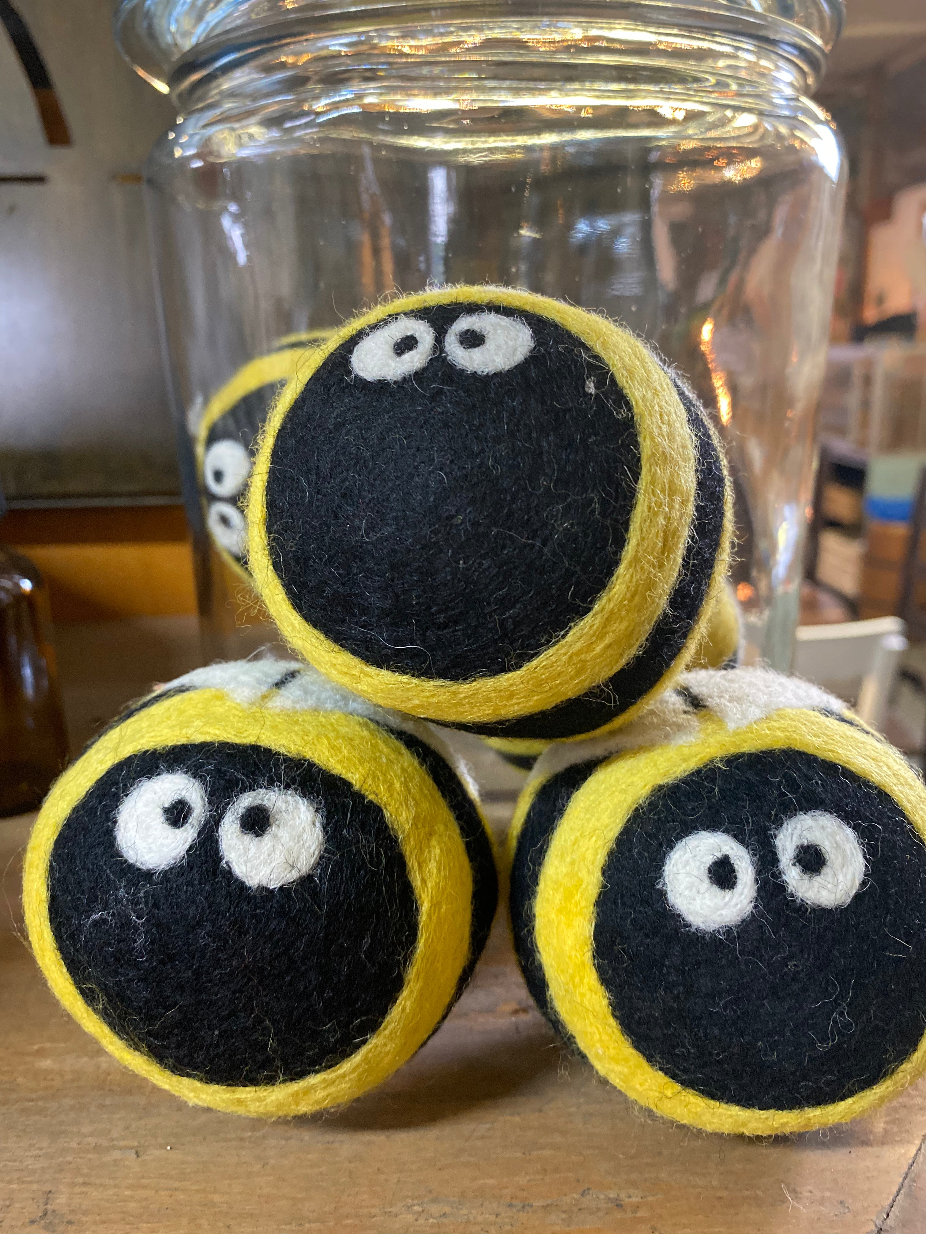 🐝Bumble Bee Dryer Balls